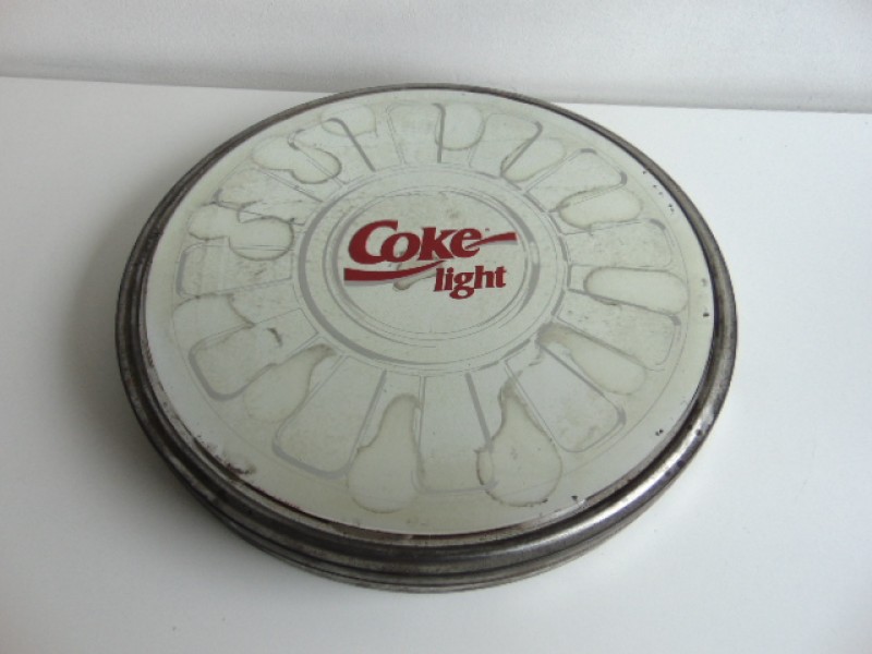 4 Coca Cola Items: Dienblad, Filmrolspiegel, Koker + Puzzel in Hartje